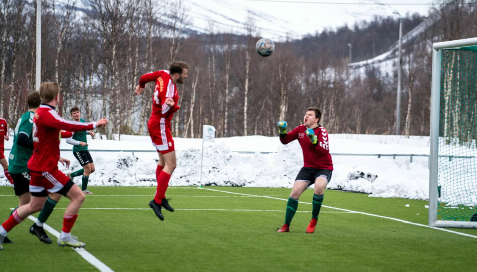 BEST: Thomas Sjøvold var kampens beste spiller og skåret fire av de seks målene til Brekken. Foto: Nils Kåre Nesvold