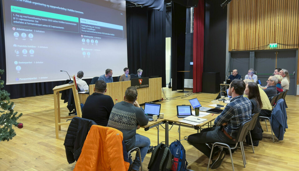 KNAPT FLERTALL: Kun to stemmer skilte flertallet fra mindretallet da kommunestyret vedtok å redusere antall representanter neste periode fra 15 til 11. Både Ap og Sp var splittet i saken. Foto: Marius Haugan Lillegjære KNAPT FLERTALL: Kun to stemmer skilte flertallet fra mindretallet da kommunestyret vedtok å redusere antall representanter neste periode fra 15 til 11. Både Ap og Sp var splittet i saken. Foto: Marius Haugan Lillegjære