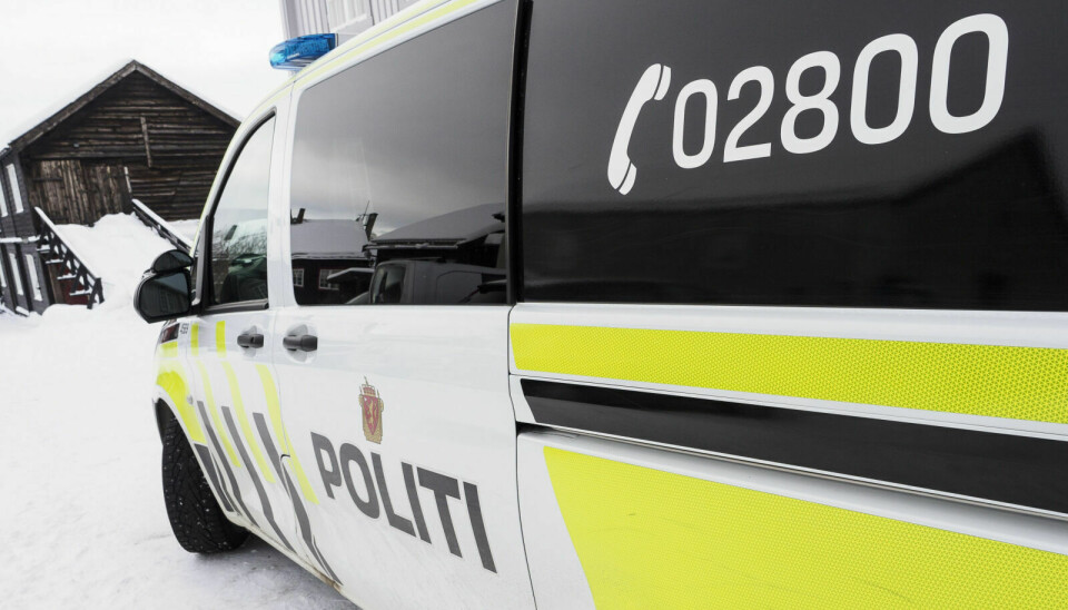 POLITIET: Siste døgnet har politiet vært ute på tre ordensoppdrag i Røros sentrum. Alle ble løst på stedet. Foto: Ingrid Hemming