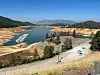 TØRKER UT: Shasta Lake, nordøst for San Francisco, er en av mange innsjøer i California med rekordlav vannstand. Foto: Ole Jørgen Kjellmark