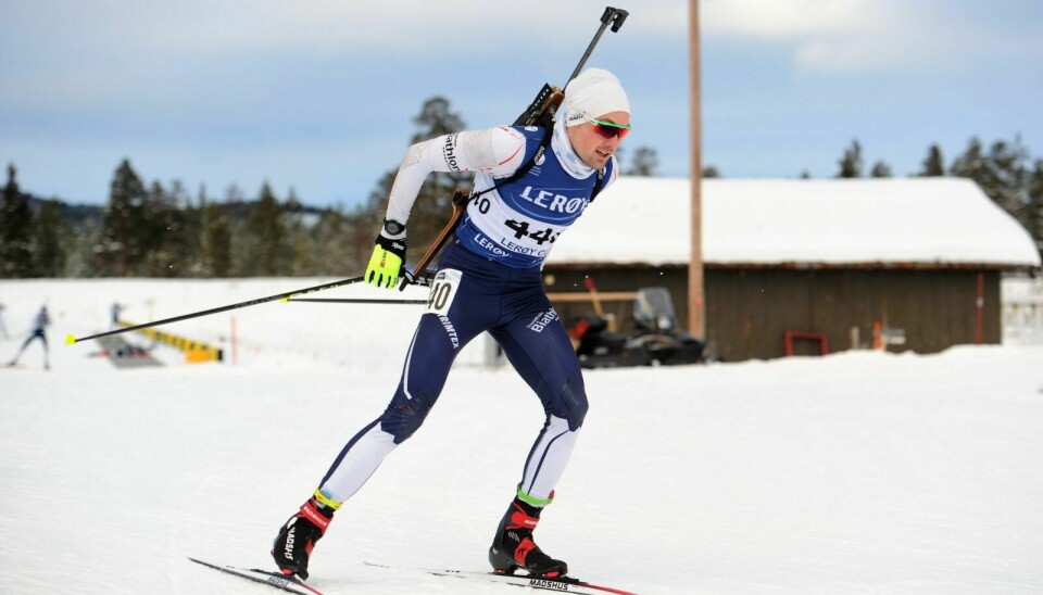 GJØR DET BRA: Håvard Kne Galåen er fornøyd med formutviklingen. Den ambisiøse skiskytteren gjorde en god figur i norgescuprennene sist helg. Foto: Svein Halvor Moe