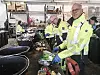 SORTERING: Fias gjennomfører denne uka en sorteringsanalyse av restavfall. F.v. Jana Volz, Guro Nytrøen Solvang, Kjell Inge Stubberud og Roar Vold. Foto: Fjellregionen interkommunale avfallsselskap