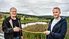 KLART FOR FIBER: En av initiativtakerne, Jon Indset (t.v) og prosjektleder Øyvind Grytbak i Ren Røros Digital er klare for fiberutbygging i Kvernengan, Sundet og Rørosgård. Foto: Nils Kåre Nesvold