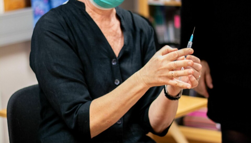 VAKSINER: I løpet av denne uken har nesten 400 personer fått første dose av koronavaksinen i Røros. Arkivfoto: Marit Langseth