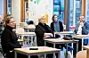 RØROSSKOLEN: Ved besøket til Røros skole fikk statssekretær i Kunnskapsdepartementet, Anja Johansen, høre om Røros skole og om arbeidet med samisk i rørosskolen. F.v.: Johansen, kommunalsjef Marit Trollerud, rektor Ingvild Prøsch-Moen og ordfører Isak Veierud Busch. Foto: Marit Langseth