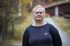ROSA SLØYFE: Styreleder i Brystkreftforeningen, Ellen Harris Utne, håper så mange som mulig tar del i årets Rosa sløyfe-aksjon. Foto: Eskil Buseth Folstad