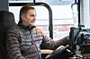 BUSSJÅFØR: – Jeg tror noen passasjerer rett og slett ikke tør å ta sjansen på å ta bussen. Da tar de heller bilen og kjører selv, sier Bussjåfør i Boreal AS og tillitsvalgt i Fellesforbundet, Stein Kåre Holden, om ATBs beslutning om ikke å prioritere toalett i langdistansebussene. Foto: Eskil Buseth Folstad