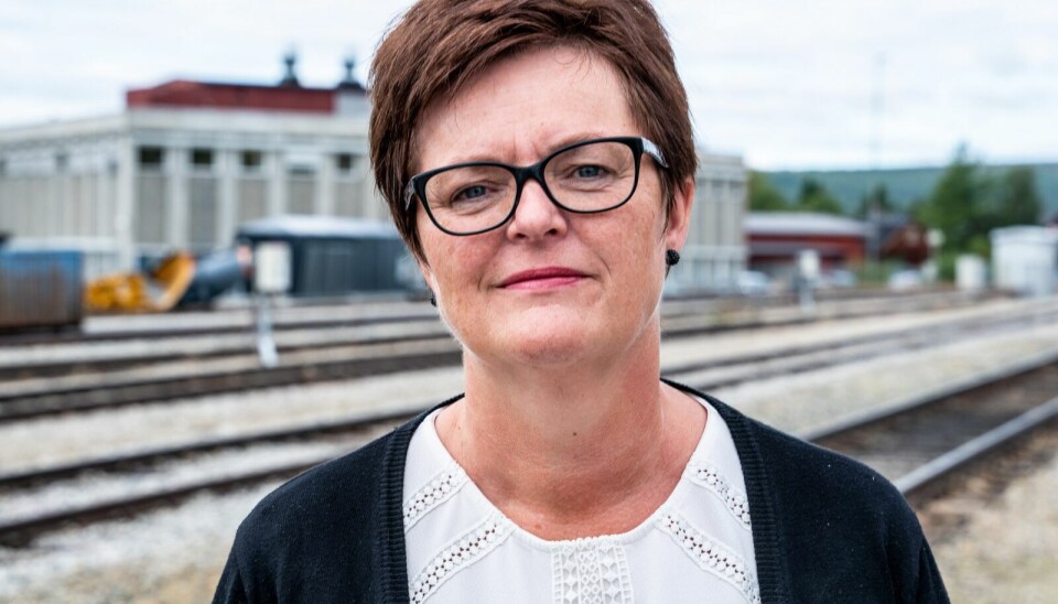 KRITISK: Stortingsrepresentant Heidi Greni (Sp) spør samferdselsministeren om han mener departementet får det de betaler for med flyruta mellom Røros og Oslo. Foto: Nils Kåre Nesvold KRITISK: Stortingsrepresentant Heidi Greni (Sp) spør samferdselsministeren om han mener departementet får det de betaler for med flyruta mellom Røros og Oslo. Foto: Nils Kåre Nesvold