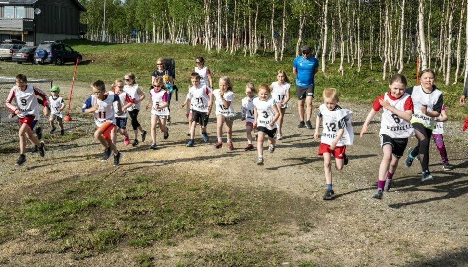 JUNIORER: Det var ingen ting å si på innsatsen blant løperne i den yngste klassen. Foto: Nils Kåre Nesvold