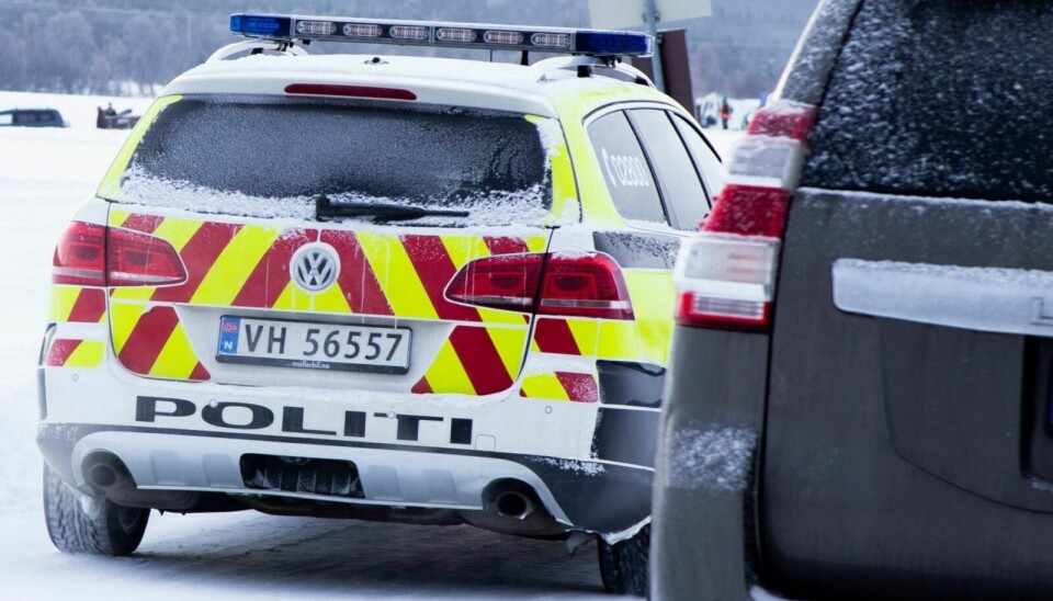 KONTROLL: Politiet gjennomførte en trafikkontroll på Røros mandag ettermiddag. Illustrasjonsfoto: Eli Wintervold