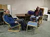 Jon Indset (til venstre) i Røros Lions og Ivar Brokhaug (til høyre) i Røros Rotary er allerede i gang med innsamling av møbler for å hjelpe de 100 nye flyktningene som kan komme til Røros i løpet av året. Foto: Ingrid Hemming