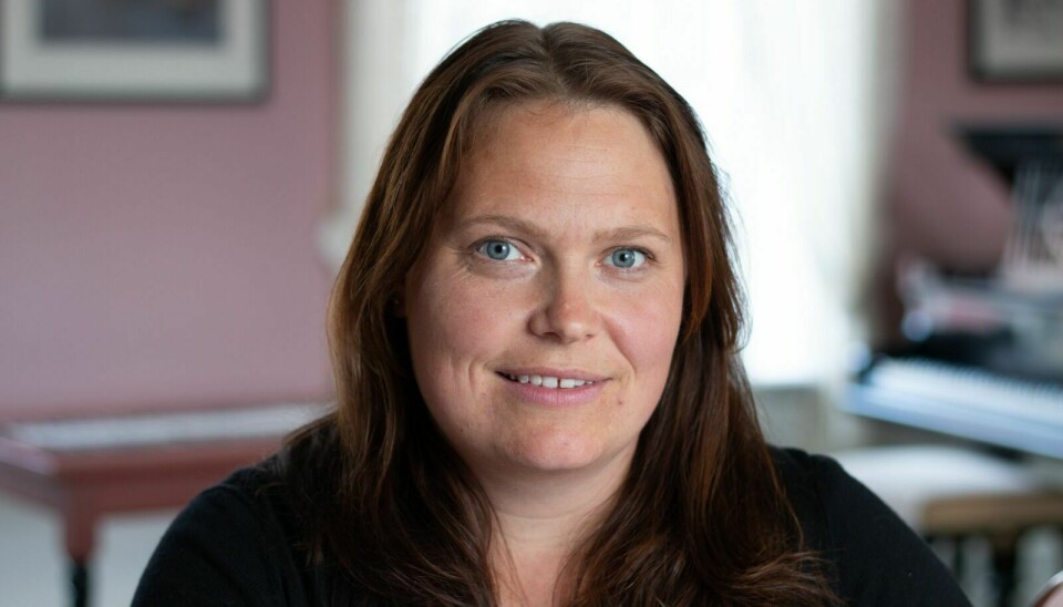 FLYTTER: Mona Landsverk skal flytte hjem til Telemark og har derfor sagt opp jobben i Røros kommune. Foto: Marit Langseth