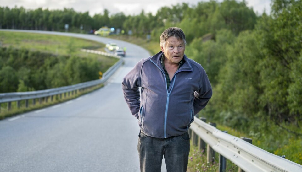 BEKYMRET: Idar Bransfjell er nærmeste nabo til Djupabrua i Brekken der en motorsyklist kjørte inn i en bil bakfra. – Det må gjøres noe her før det skjer ei alvorlig ulykke, sier han. Foto: Nils Kåre Nesvold BEKYMRET: Idar Bransfjell er nærmeste nabo til Djupabrua i Brekken der en motorsyklist kjørte inn i en bil bakfra. – Det må gjøres noe her før det skjer ei alvorlig ulykke, sier han. Foto: Nils Kåre Nesvold