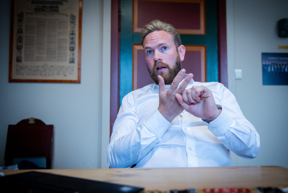 ALLE GODE TING ER TRE: – Det er muligheter til å spare penger hvis man slår sammen de tre kommunene, sier Isak Veierud Busch.