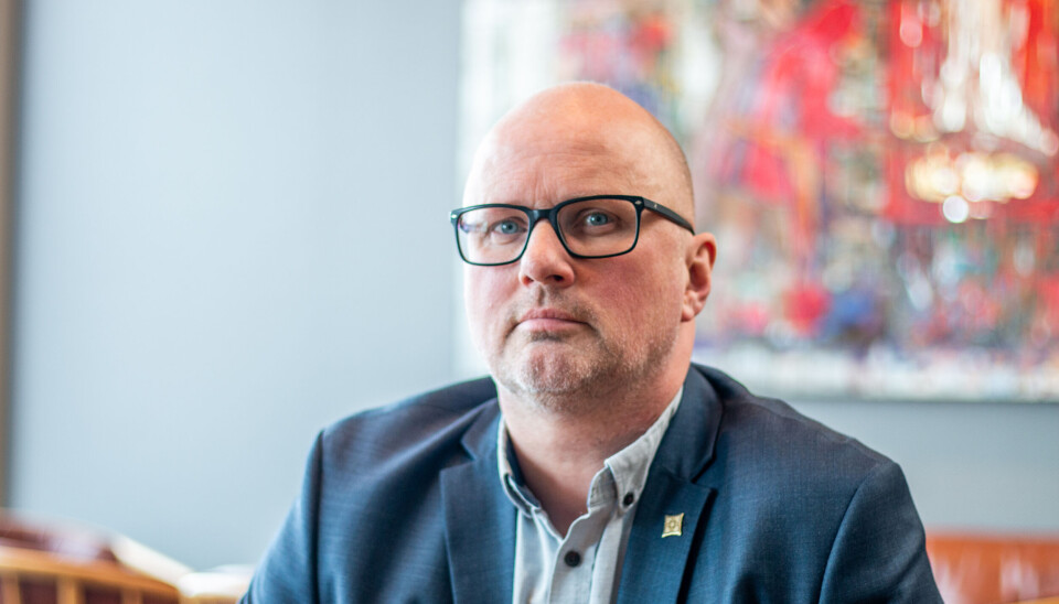 KRITISK: Hotelldirektør Terje Lysholm ved Røroshotellene er kritisk til regjeringens foreslåtte turistskatt. – Ironisk nok er det de som skaper de største problemene som går klar av turistskatten, mener Lysholm.