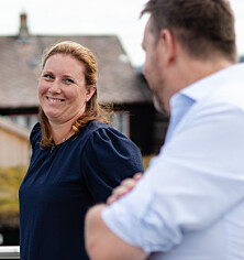 – Ta kontakt og inviter meg ut til din bedrift