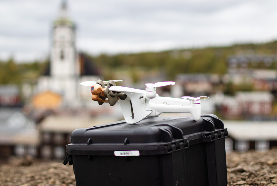 ILLUSTRASJON: Det er ikke denne typen drone som skal brukes i forbindelse med levering til innbyggerne i Røros kommune, men en som er mye større og spesialbygd til formålet.