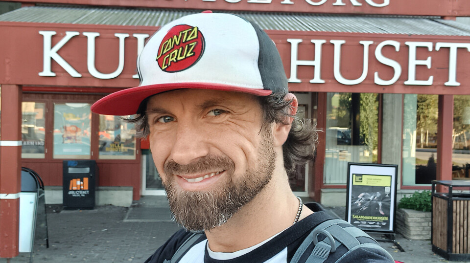 FOREDRAG: Marius Ulekleiv har tidligere jobbet i politiet, men holder nå foredrag om veien ut av angst, depresjon og selvmordstanker.