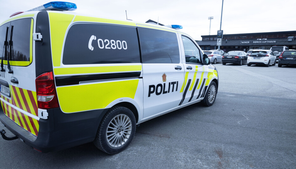 DØMT: En 18- åring må betale bot og mister lappen etter å ha sovna bak rattet.