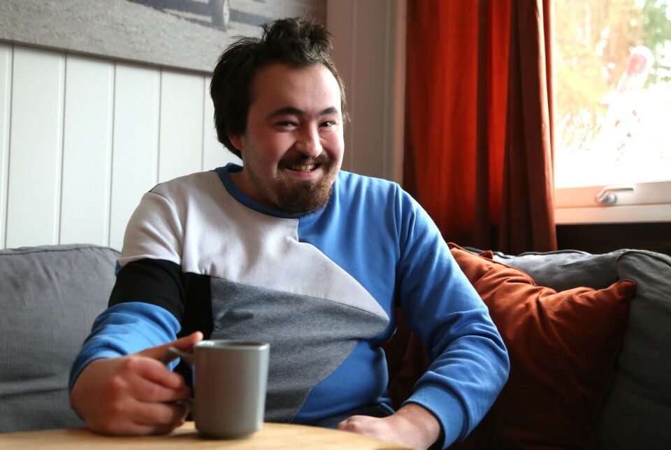 FIKK EN HARD START PÅ LIVET: Med store handicap og mange sykehusopphold, har Ole Brattås vist at han er både sterk og glad i livet sitt.