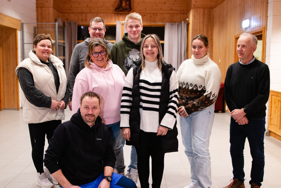 BYGDALIV-STYRET: Foran: Lars Inge Maurbakk. Første rekke: Jorunn Rønning, Linn Jeanette Evenås, Karina Evenås Digre, Line Rønning Bakås og Jon Martin Brørs. Bak fra venstre: Kjetil Lagerstrøm og Benjamin Gundersen. Ikke til stede: Maksym Konichenko og Anders Brennås.