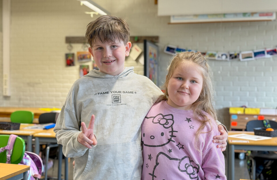 LESEHESTER: Sixten Kristoffer Bäcklund i 4. klasse og Maja Helen Haugsgjelten i 3. klasse bidro sterkt til leselyst-prosjektet som «fortærte» over 300 bøker på noen uker. De ser allerede fram til neste leseprosjekt.