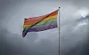 pride prideflagg skyer tunge skyer